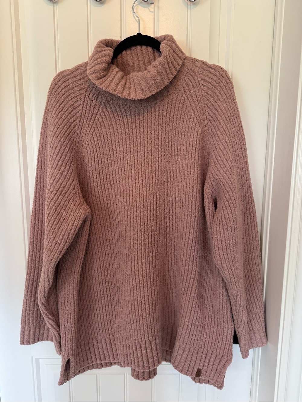 Size XL, Roots Dusty Rose Turtleneck Ribbed Sweater